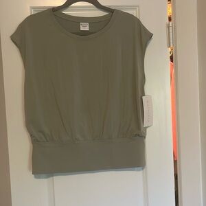Athleta top size large new with tags